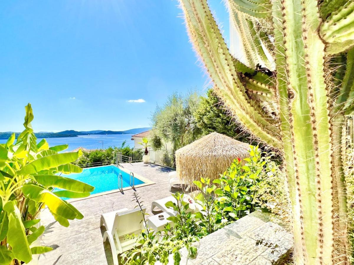 Luxury San George With Private Pool By Dadovillas